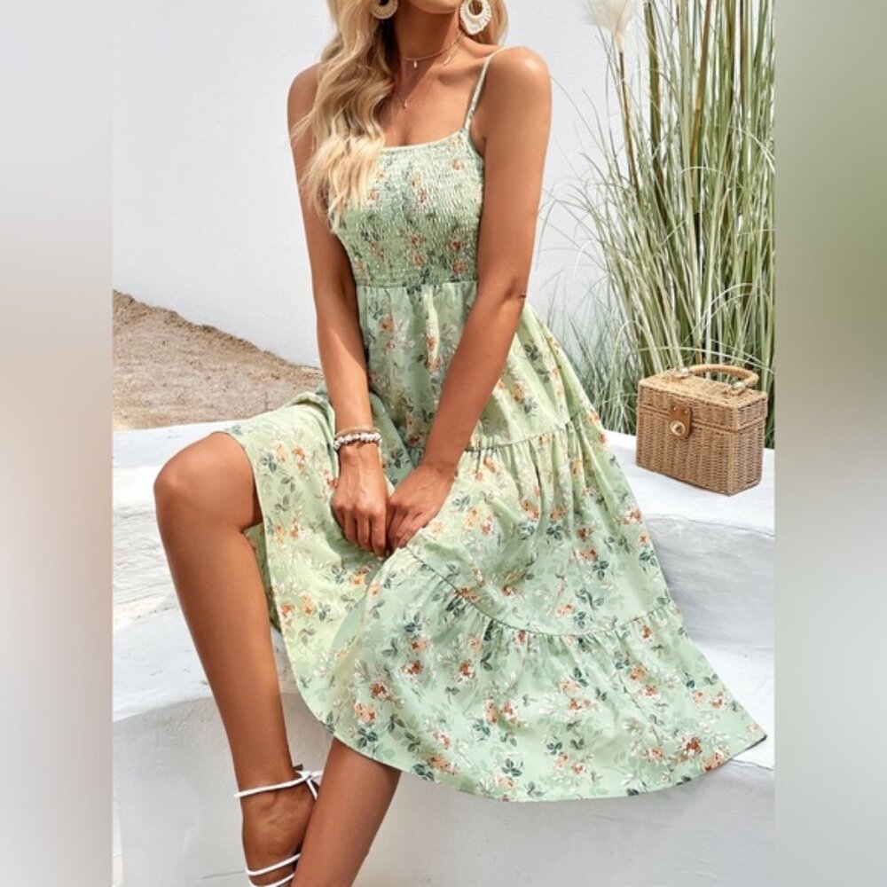 LAST ONE 🔥 Boho Floral Print Ruffle Hem Cami Dress Midi Green - Picture 4 of 9